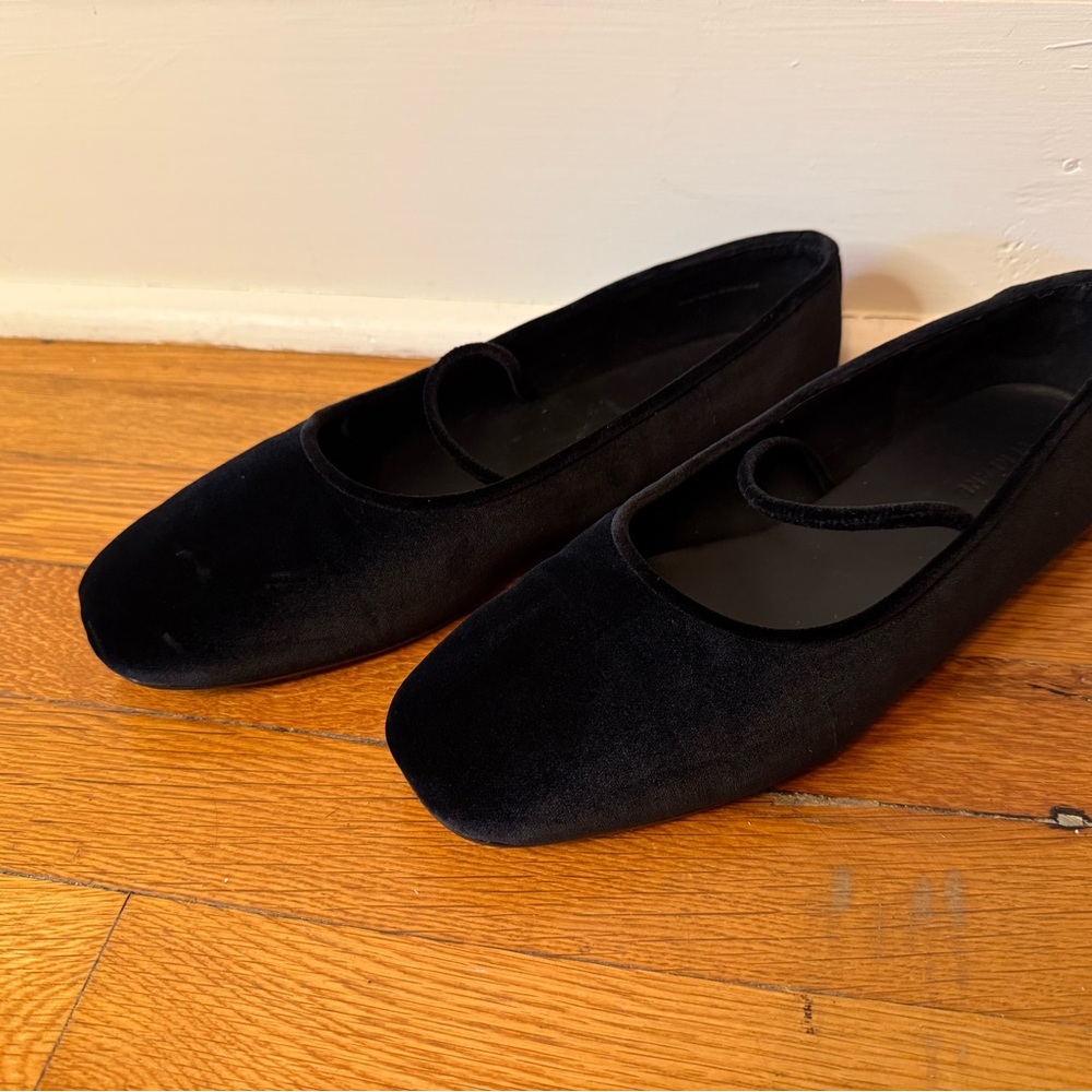 Everlane Black Velvet Square-Toe Ballet Flats